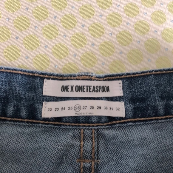 One teaspoon bandits shorts - Picture 5 of 6